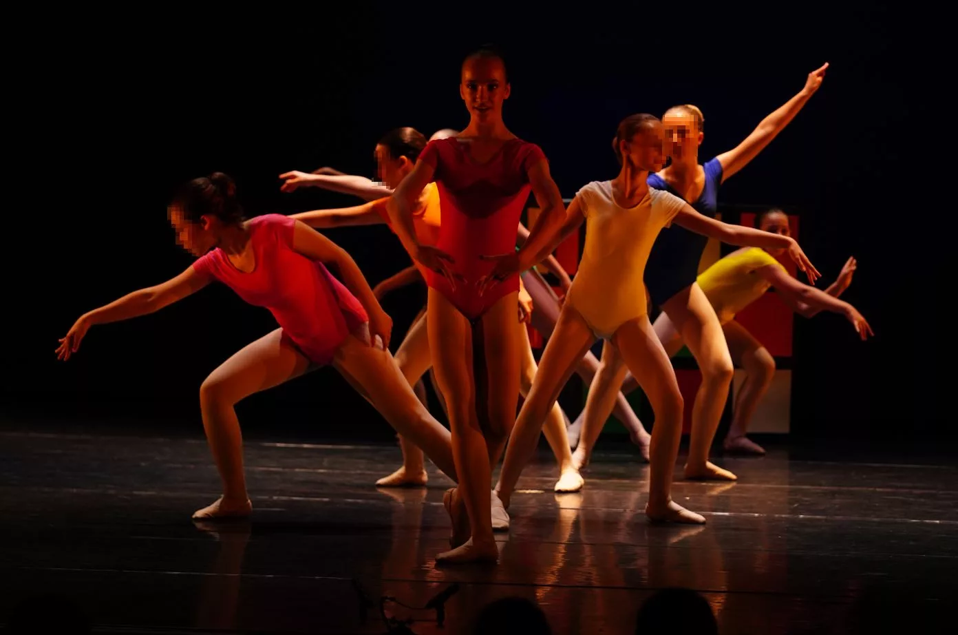 Spectacles (1) — vue 3 — tenue de danse cousue main