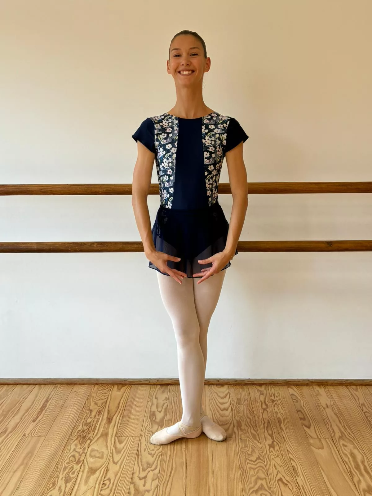 Jupette Caresse — Bleu marine — tenue de danse cousue main